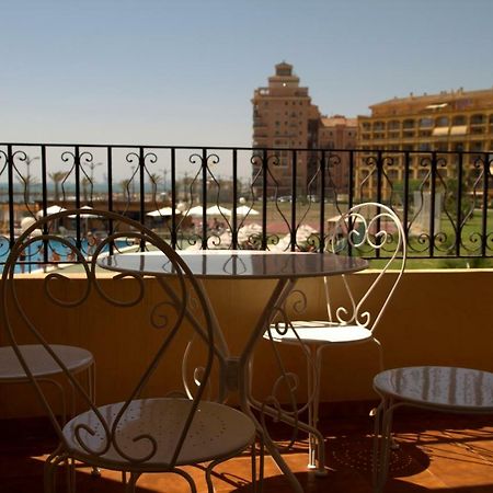First Line Apartment Порт Саплайя Экстерьер фото